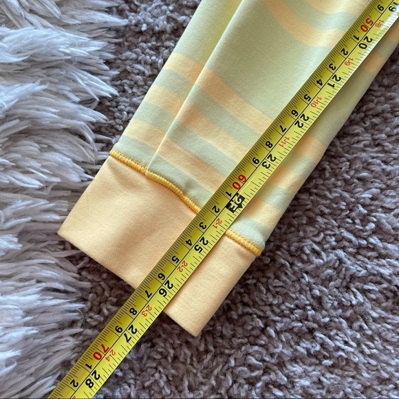 Lululemon | Run Warm Up Crew Top | Mellow Yellow Stripe | Size 4 - Picture 6 of 13